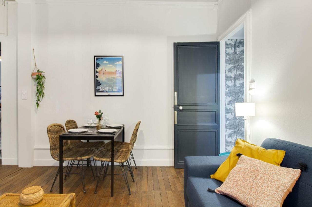 Sous Le Cedre - Au Coeur De Nantes Apartment Luaran gambar